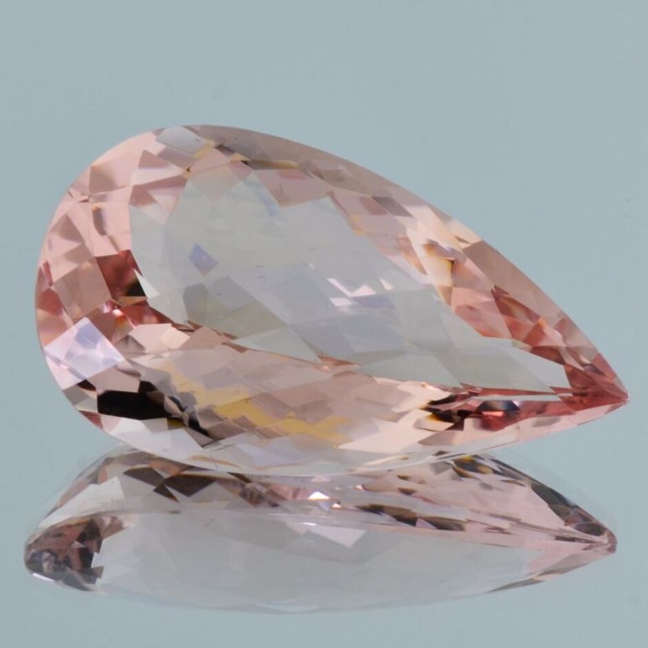 Morganit Tropfen-Schachbrett rosa 67,85 ct.