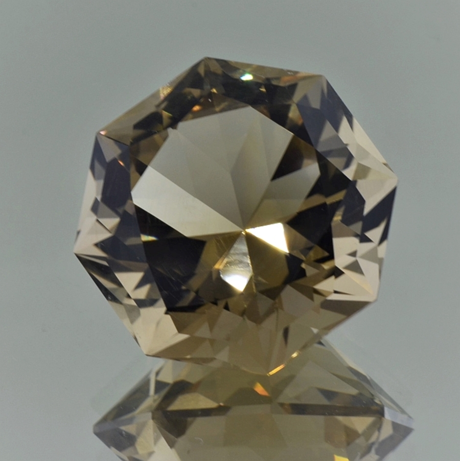 Smoky Quartz Octagon-Design 38.17 ct