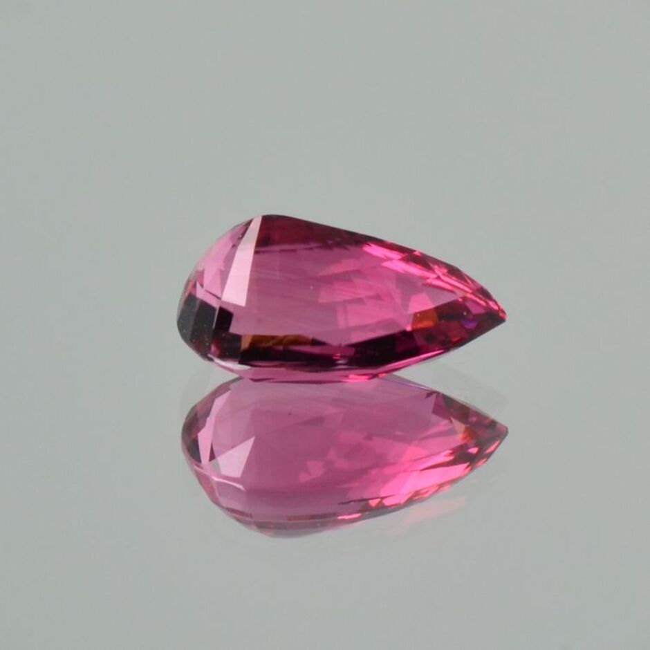 Rubellit Turmalin Tropfen rosarot 3,11 ct.