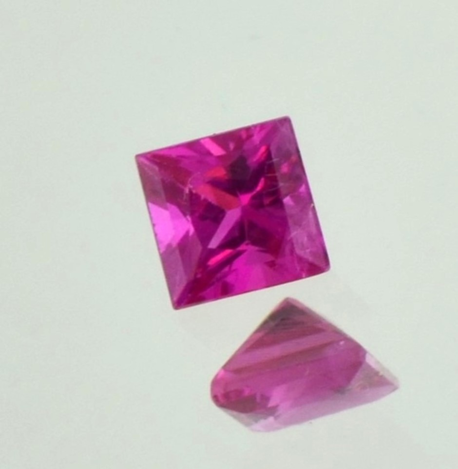 Ruby Burma princess pinkish red 0.4 ct.