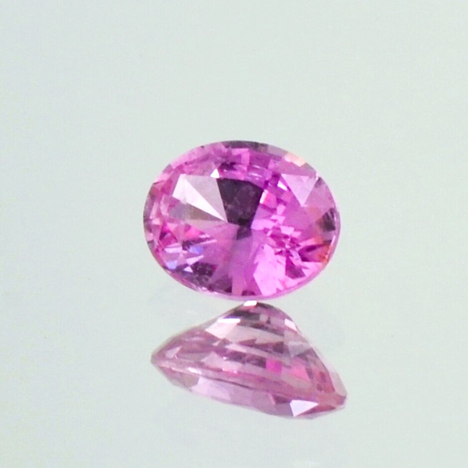 Saphir oval rosa-pink unbehandelt 1,167 ct.