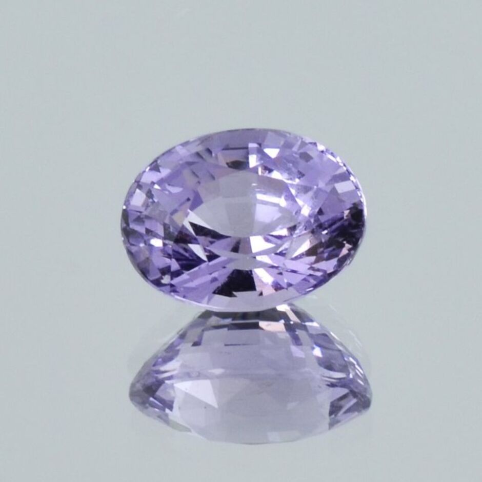 Spinel oval grayish lilac untreated 3.11 ct