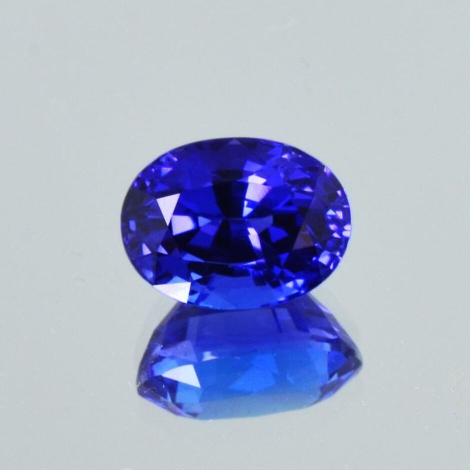 Tanzanite oval intense blue 4.49 ct